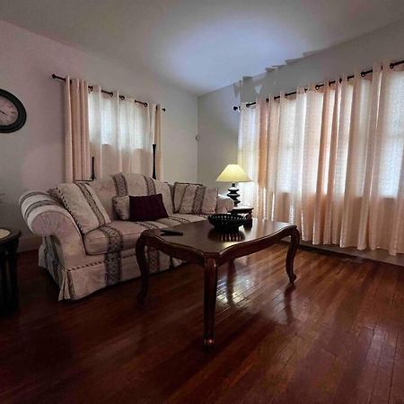 Comfortable 2-Bdrm Spacious Home With Wifi & Patio Indianapolis Exteriör bild