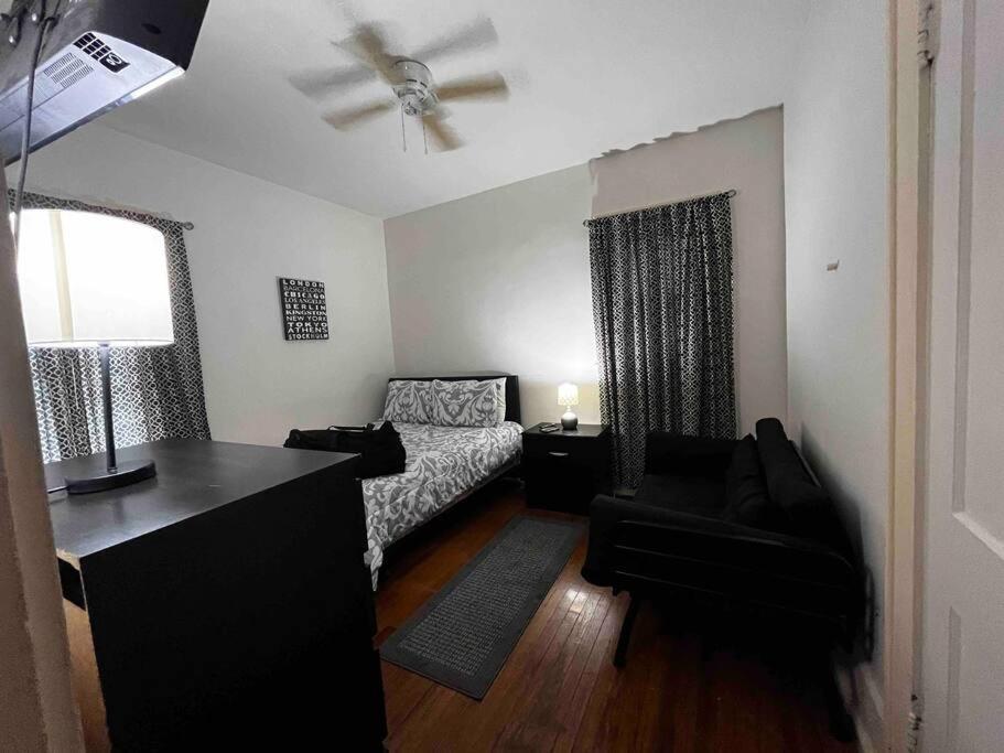 Comfortable 2-Bdrm Spacious Home With Wifi & Patio Indianapolis Exteriör bild